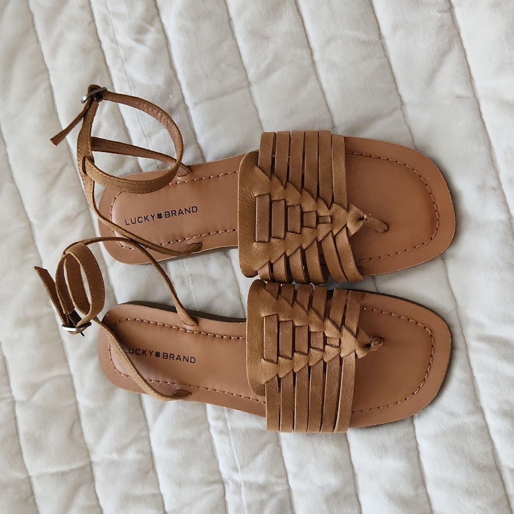 Lucky Brand Sandals